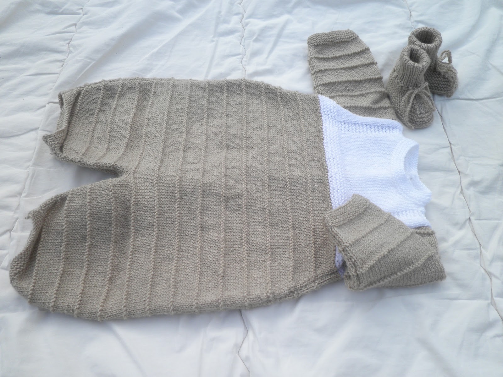 tricoter une combinaison pour bebe